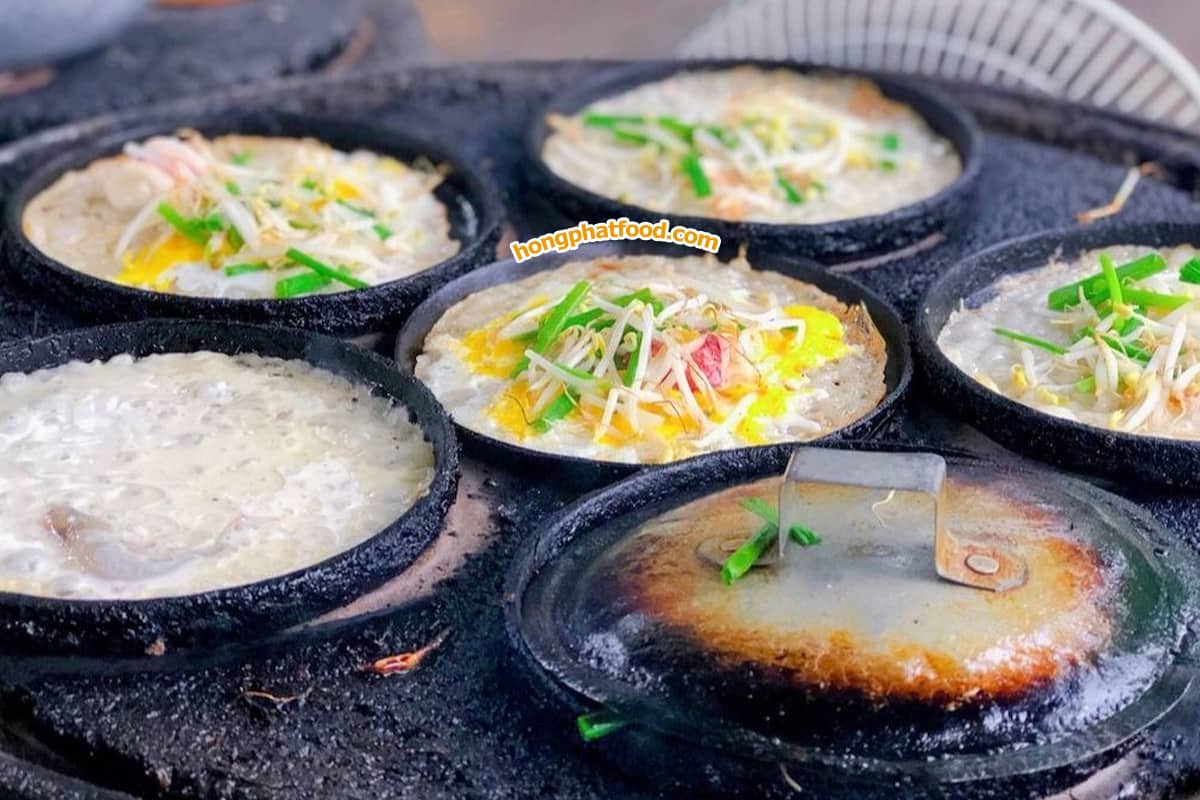 Central Vietnamese rice pancake